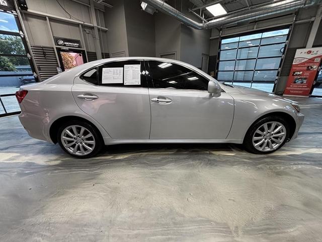 Photo of 2007 Silver Lexus IS 250