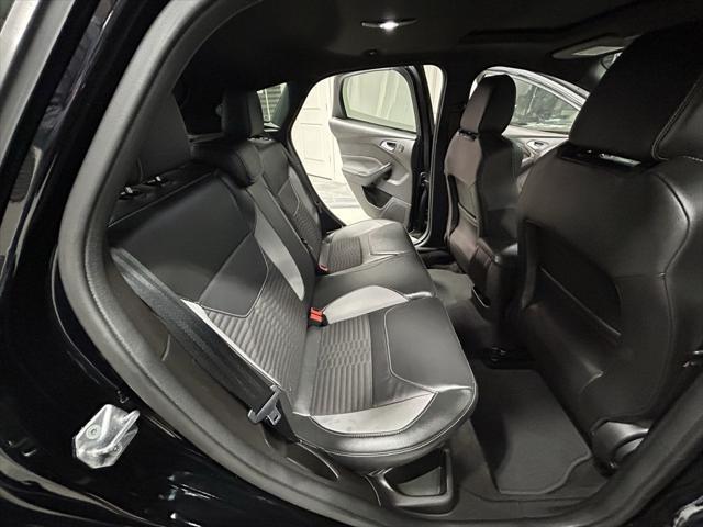 Photo of 2017 Shadow Black Ford Focus ST