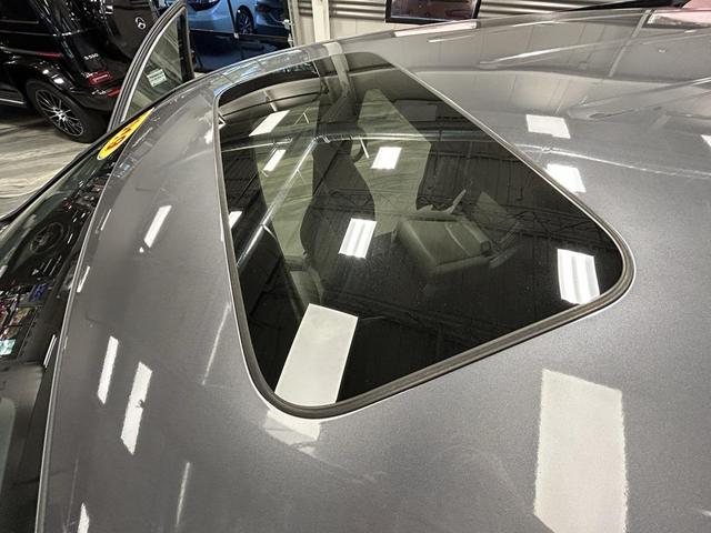 Photo of 2019 Gray Honda Odyssey