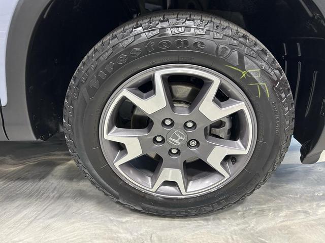 Photo of 2022 Lunar Silver Metallic Honda Passport