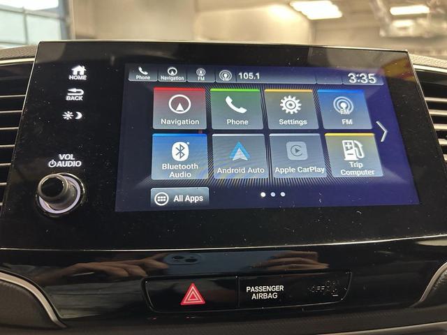 Photo of 2022 Lunar Silver Metallic Honda Passport