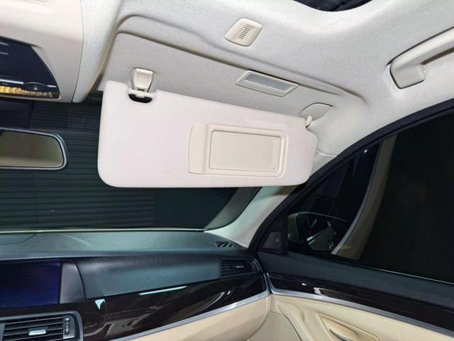 Photo of 2013 Gold BMW 535