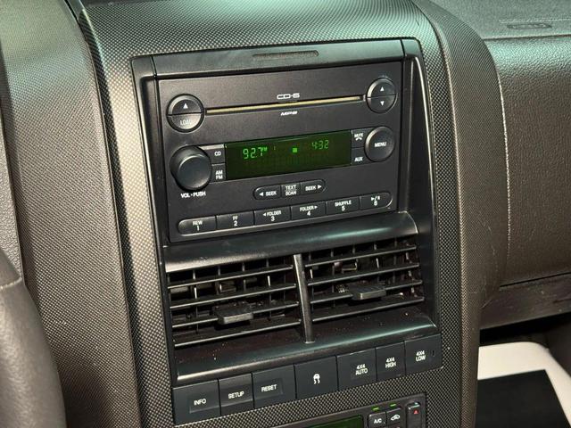 Photo of 2007 Black Ford Explorer Sport Trac