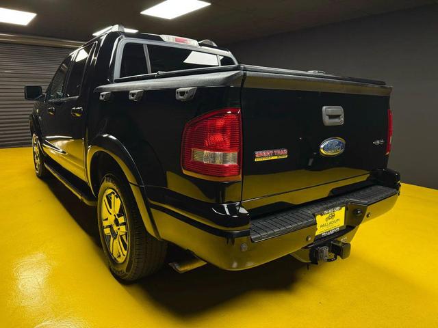 Photo of 2007 Black Ford Explorer Sport Trac