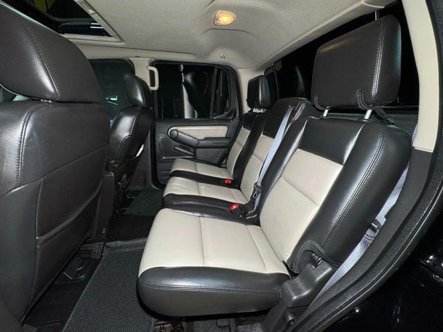 Photo of 2007 Black Ford Explorer Sport Trac