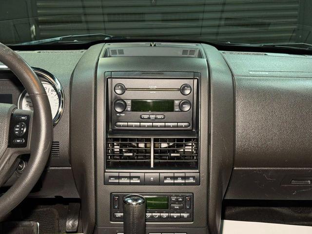 Photo of 2007 Black Ford Explorer Sport Trac