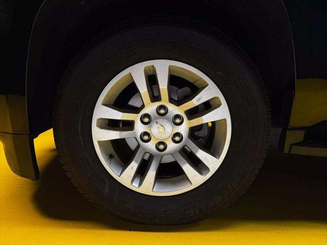Photo of 2015 Black Chevrolet Tahoe