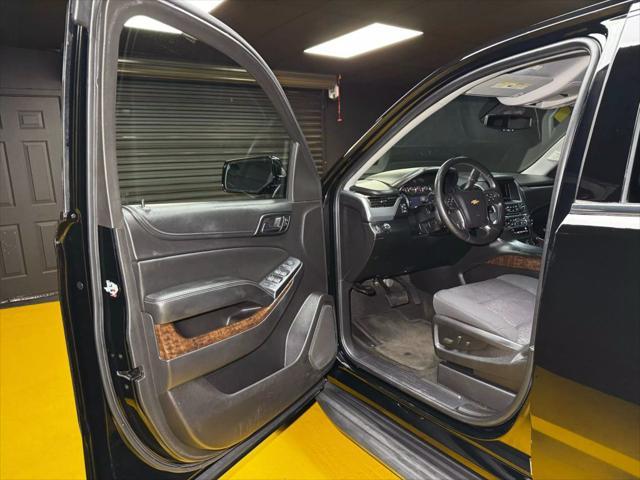 Photo of 2015 Black Chevrolet Tahoe