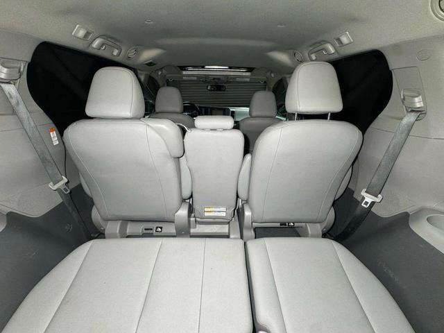 Photo of 2016  Toyota Sienna
