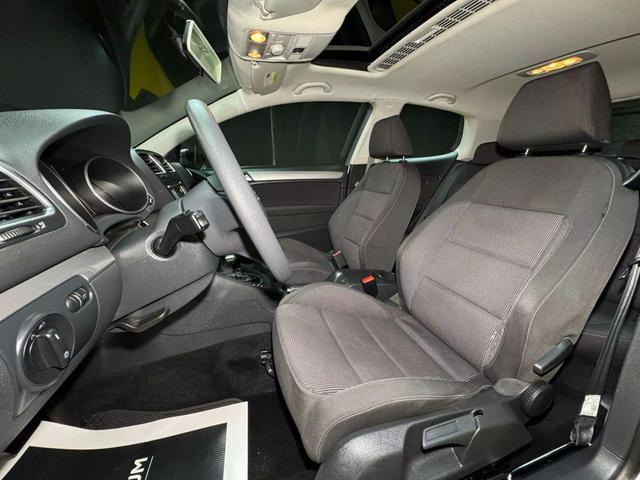 Photo of 2010 Grey Volkswagen Golf