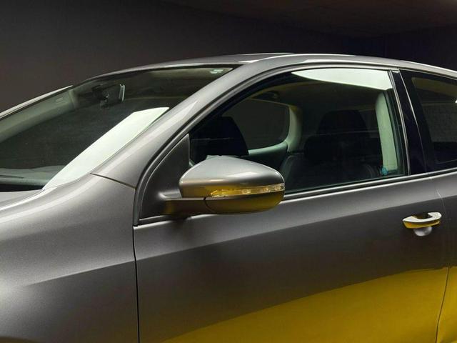 Photo of 2010 Grey Volkswagen Golf