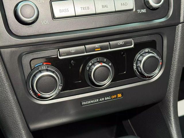 Photo of 2010 Grey Volkswagen Golf