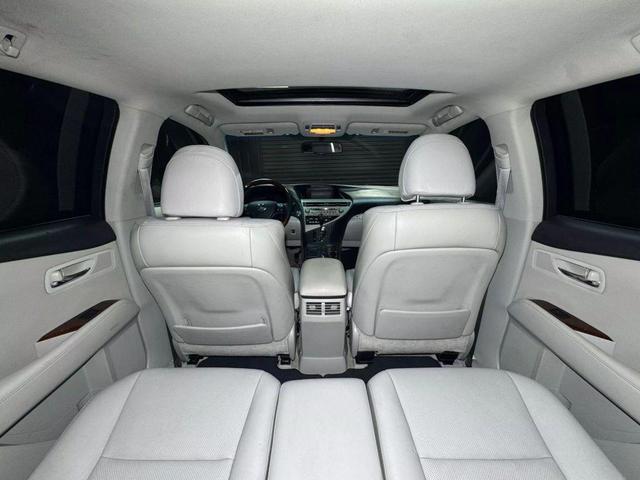 Photo of 2011 Silver Lexus RX 350