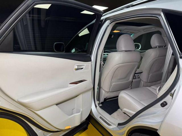 Photo of 2011 Silver Lexus RX 350