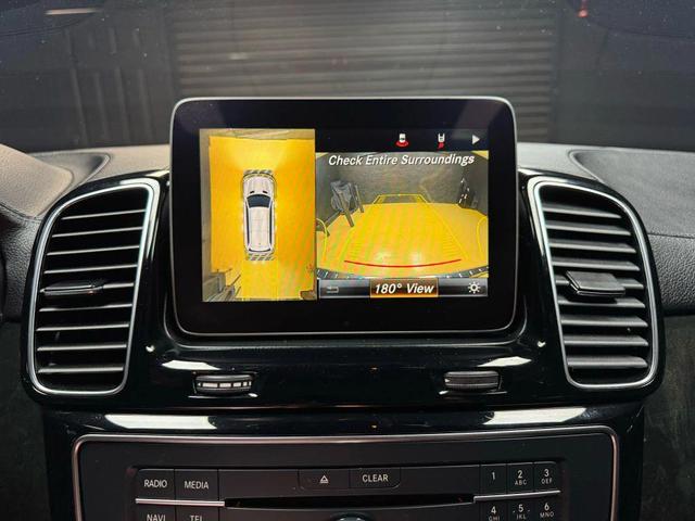 Photo of 2017 White Mercedes-Benz GLS 450
