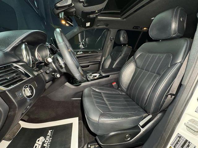 Photo of 2017 White Mercedes-Benz GLS 450
