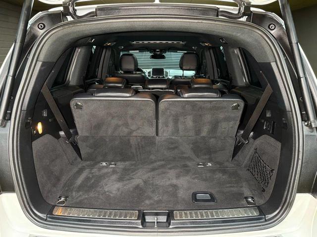 Photo of 2017 White Mercedes-Benz GLS 450