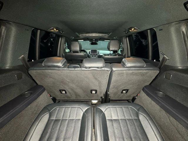 Photo of 2017 White Mercedes-Benz GLS 450