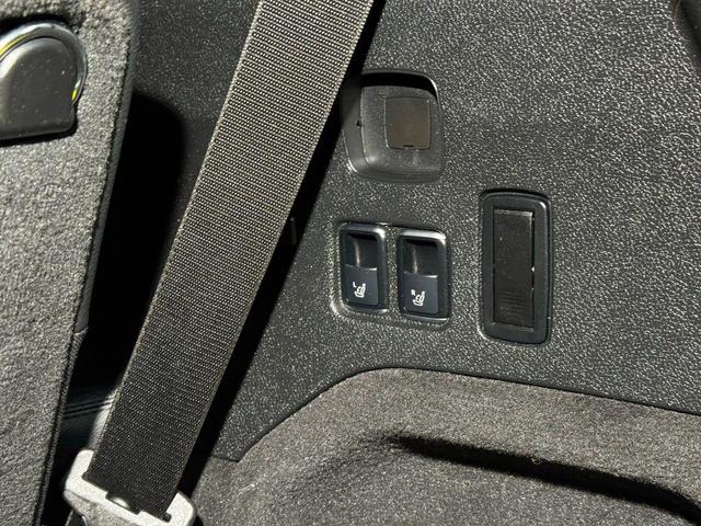 Photo of 2017 White Mercedes-Benz GLS 450