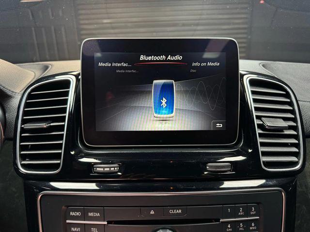 Photo of 2017 White Mercedes-Benz GLS 450
