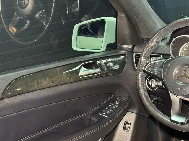 Photo of 2017 White Mercedes-Benz GLS 450