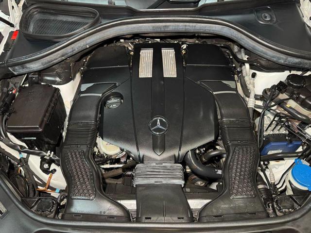 Photo of 2017 White Mercedes-Benz GLS 450