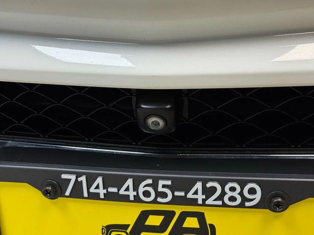 Photo of 2017 White Mercedes-Benz GLS 450