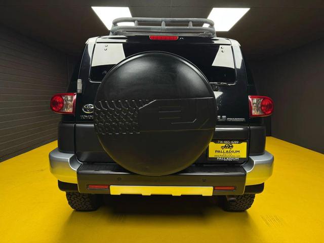 Photo of 2007 Black Toyota FJ Cruiser