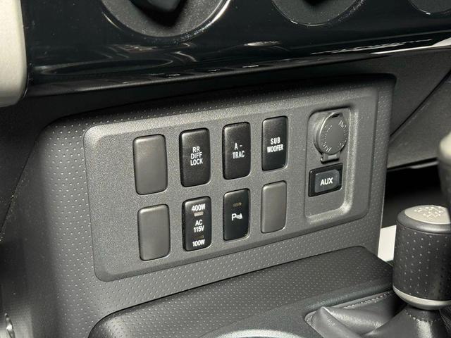 Photo of 2007 Black Toyota FJ Cruiser