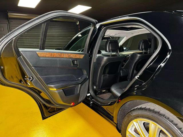 Photo of 2014 Black Mercedes-Benz E-Class
