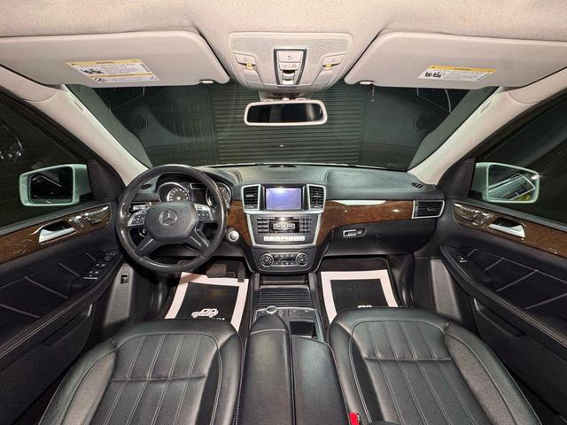 Photo of 2015 Silver Mercedes-Benz GL-Class