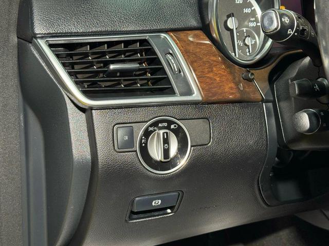 Photo of 2015 Silver Mercedes-Benz GL-Class