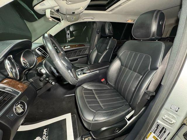 Photo of 2015 Silver Mercedes-Benz GL-Class