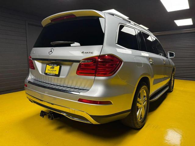 Photo of 2015 Silver Mercedes-Benz GL-Class