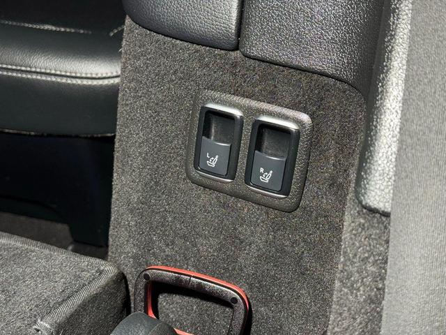 Photo of 2015 Silver Mercedes-Benz GL-Class