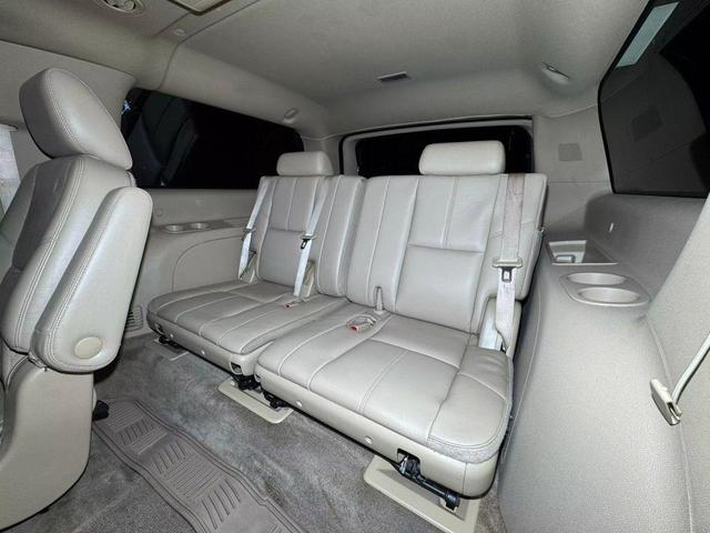 Photo of 2012 Brown Chevrolet Suburban