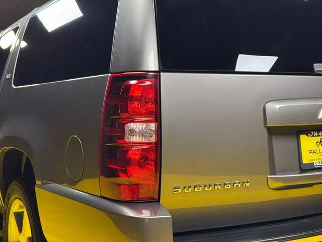 Photo of 2012 Brown Chevrolet Suburban