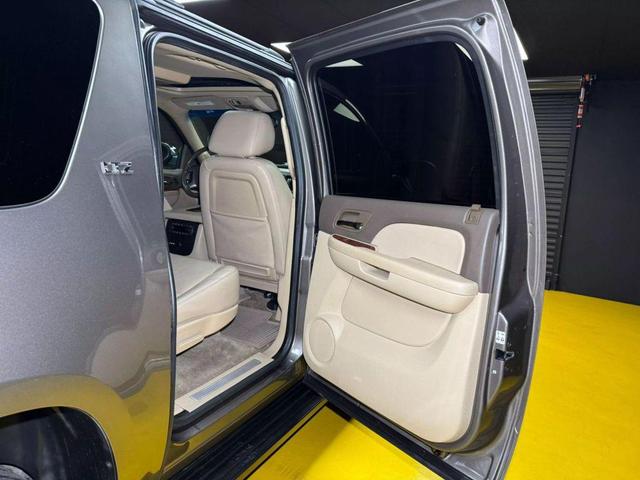 Photo of 2012 Brown Chevrolet Suburban