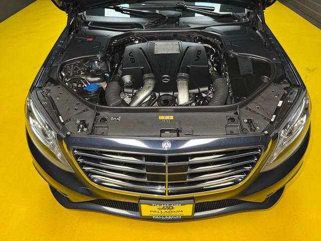 Photo of 2015 designo Magno Alanite Gray (Matte Finish) Mercedes-Benz S-Class