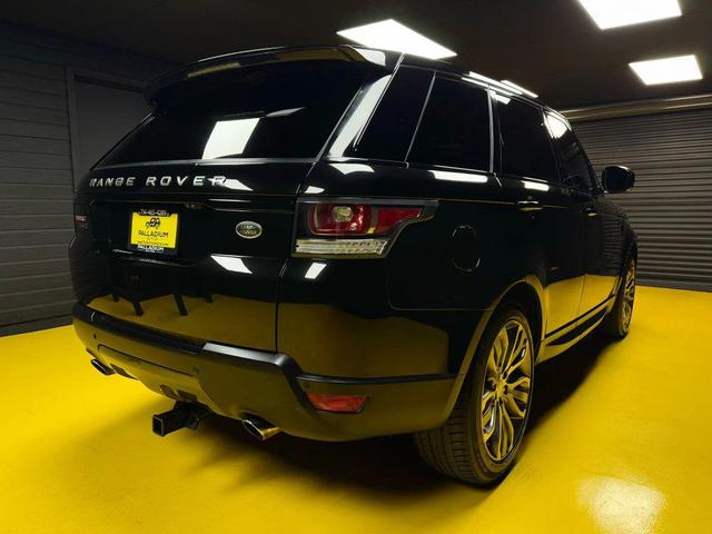 Photo of 2016 Black Land Rover Range Rover Sport