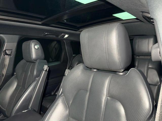 Photo of 2016 Black Land Rover Range Rover Sport