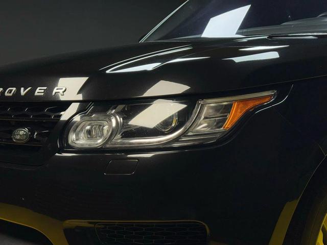 Photo of 2016 Black Land Rover Range Rover Sport