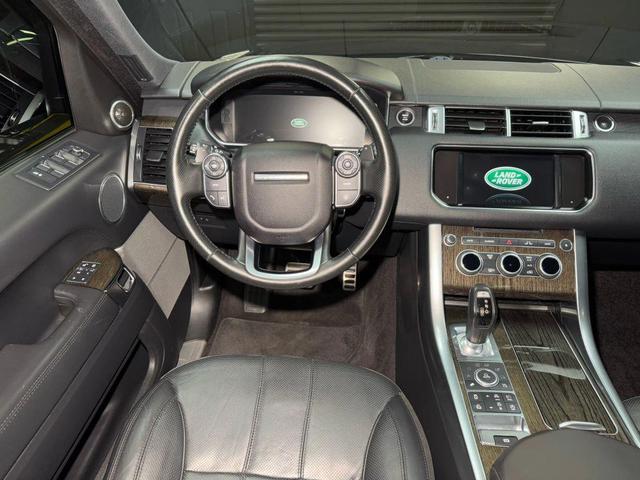 Photo of 2016 Black Land Rover Range Rover Sport
