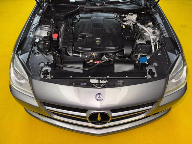 Photo of 2012 Grey Mercedes-Benz SLK-Class