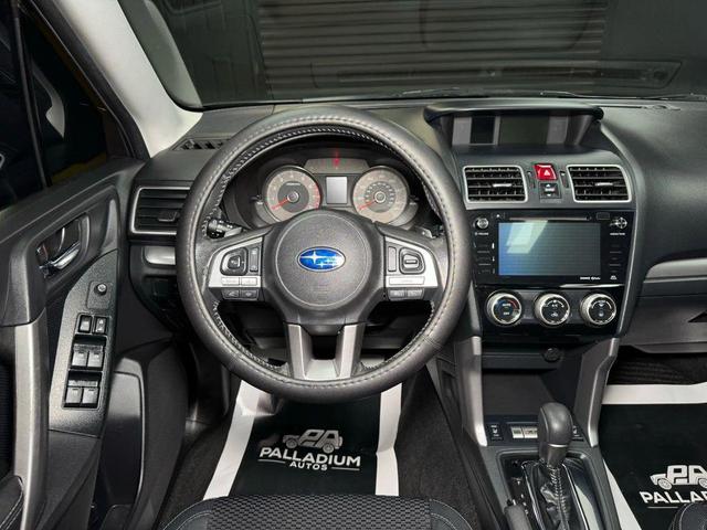 Photo of 2017 Crystal Black Silica Subaru Forester