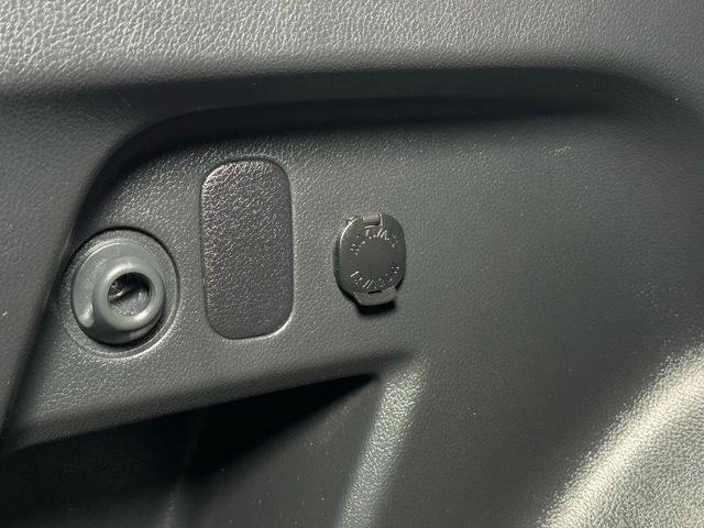 Photo of 2017 Crystal Black Silica Subaru Forester