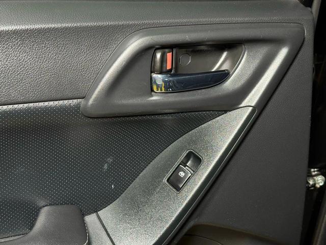 Photo of 2017 Crystal Black Silica Subaru Forester