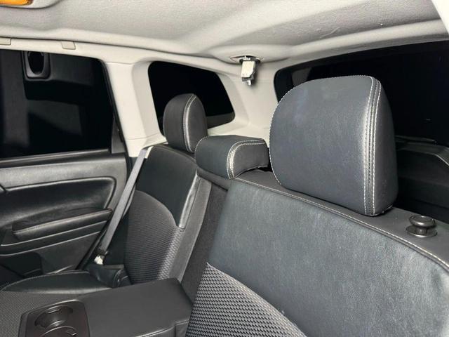 Photo of 2017 Crystal Black Silica Subaru Forester