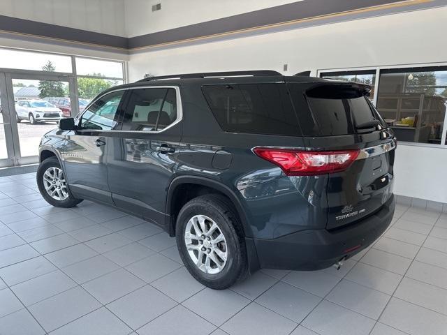 Photo of 2019 Graphite Metallic Chevrolet Traverse