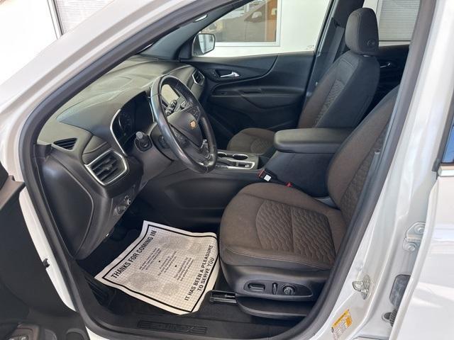 Photo of 2019 Summit White Chevrolet Equinox